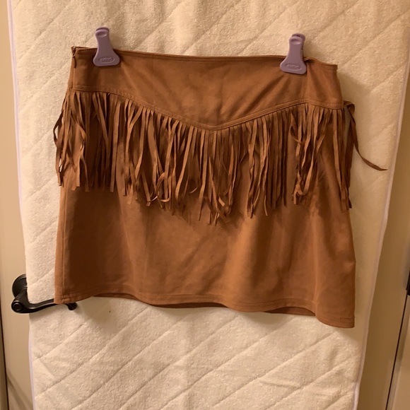 Suede fringe mini skirt - Picture 5 of 5